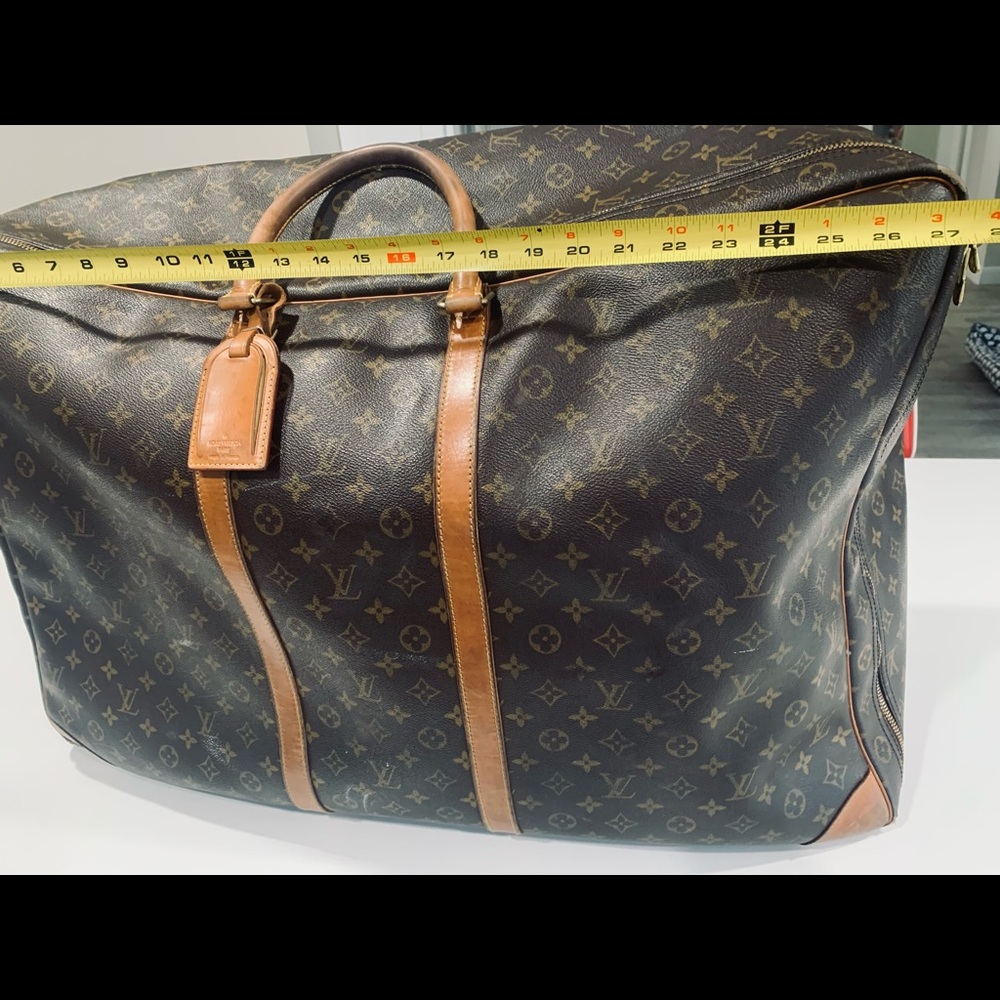 Louis Vuitton Authentic Luggage - Picture 4 of 14